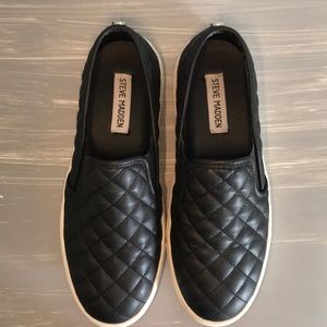 Black Steve Madden Slip On's